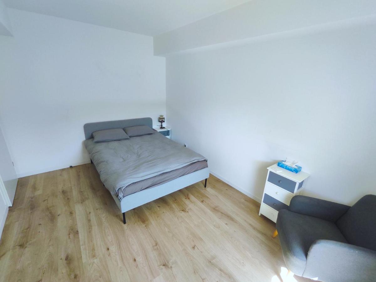Cozy Sunshine With Balcony 4 Persons Max Apartment *